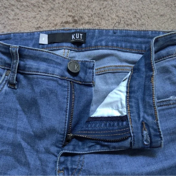 Kut from the Kloth Kelsey High Rise Ankle Flare Jeans 8 Two Tone Blue Ripped Hem - Picture 3 of 12